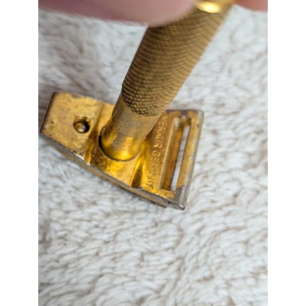 Merkur‎ Solingen DE Safety Razor Gold Vintage German Double Edge Shaving Tool